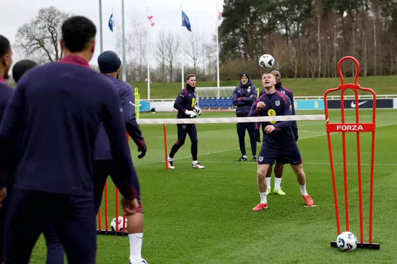 مران منتخب إنجلترا